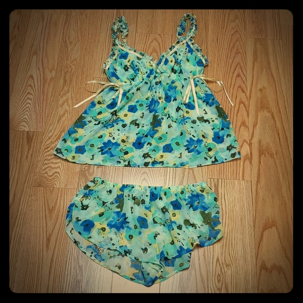 Blue and green sleep set